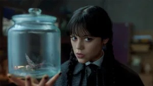 Netflix『ウェンズデー』シーズン2 パート2考察。事件解決と、新たな謎へ【ネタバレ有】
