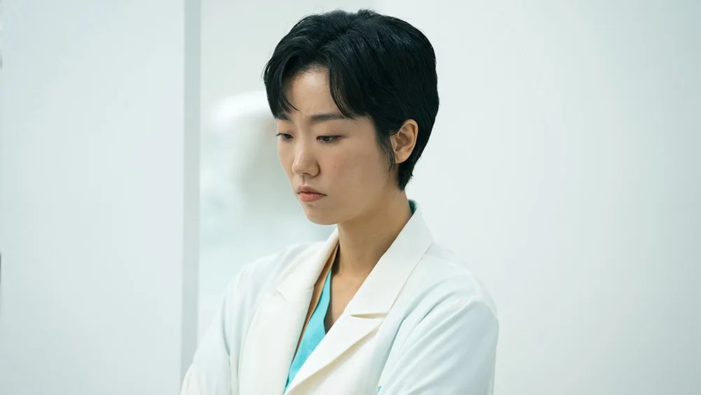 チェ・ミンジ（イ・ジュヨン）