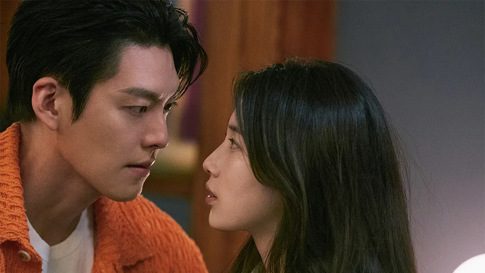 『トッケビ』などの人気脚本家が手掛ける斬新かつ普遍的な愛の世界